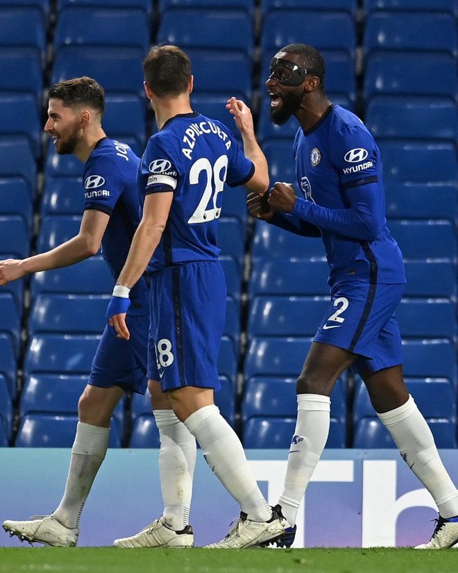 比利时11月世预赛大名单：库尔图瓦领衔，多库、特罗萨德在列