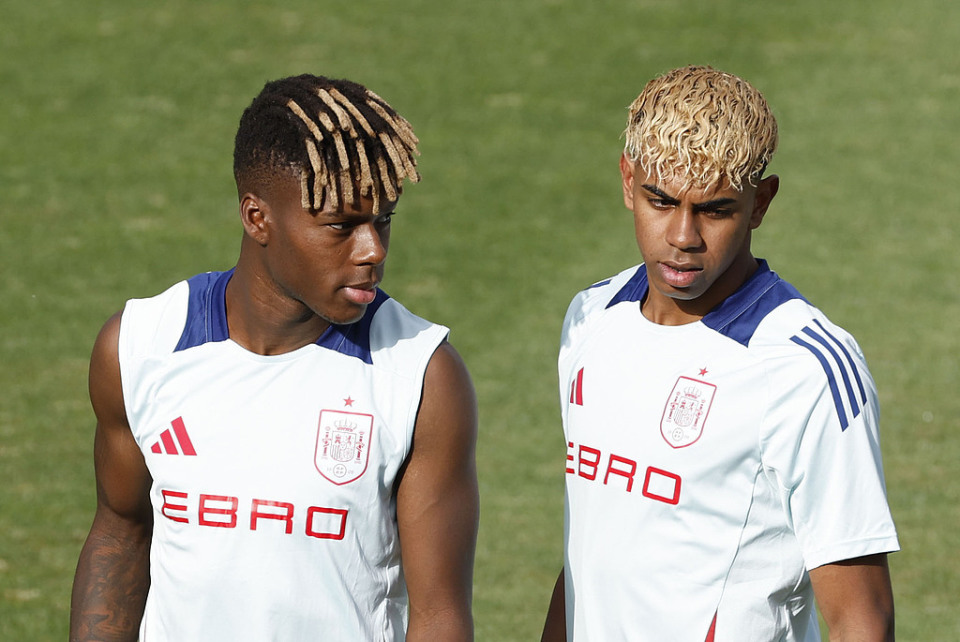 曼联在欧联杯小组赛首轮获胜