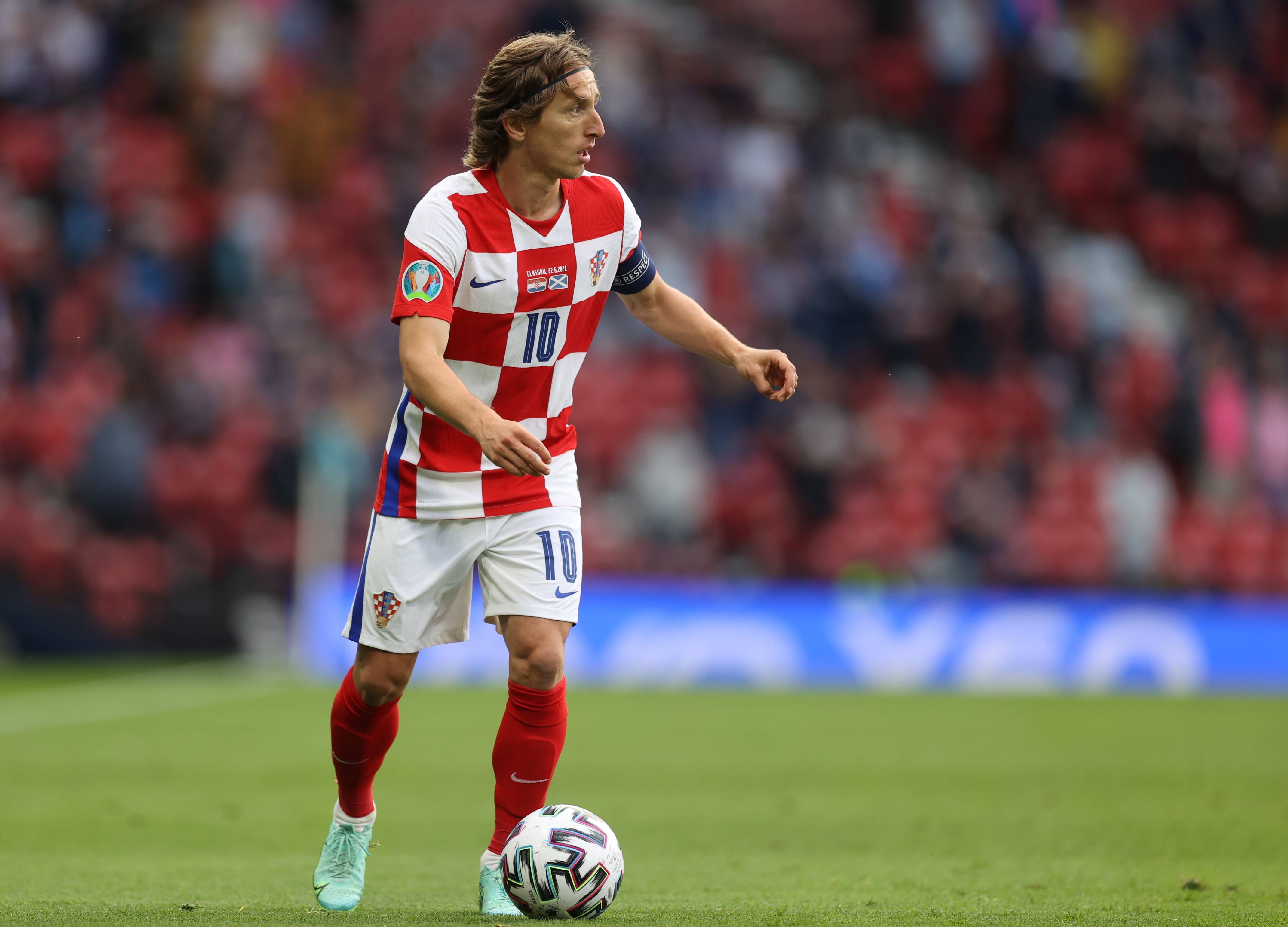 伤愈归来！阿方索·戴维斯时隔262天后重回拜仁大名单