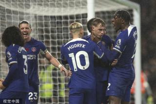 记者：于根伟没有参加国足主帅竞聘