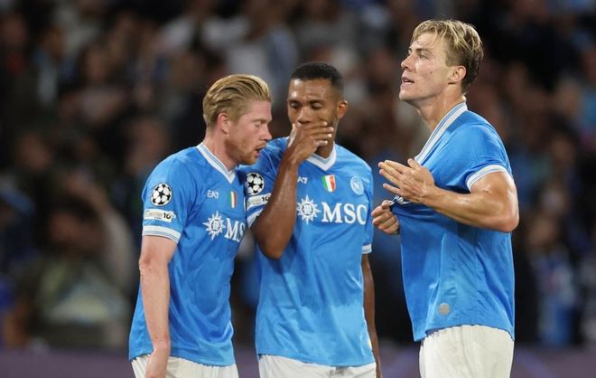 含泪赴欧！樊振东自曝逃离真相，3座大山逼走国乒一哥？