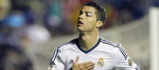 首尔外援后卫亚赞：能够限制住费利佩并不是我一个人的功劳